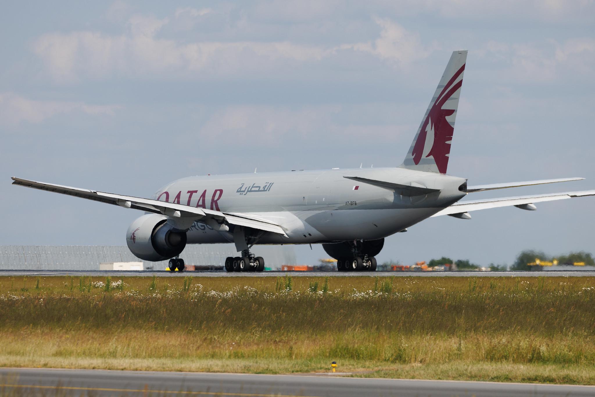 Luxembourg Findel Airport: Qatar Cargo (QR / QTR) | Operator: Qatar Airways | Boeing 777-FDZ B77L | A7-BFB | MSN 36100