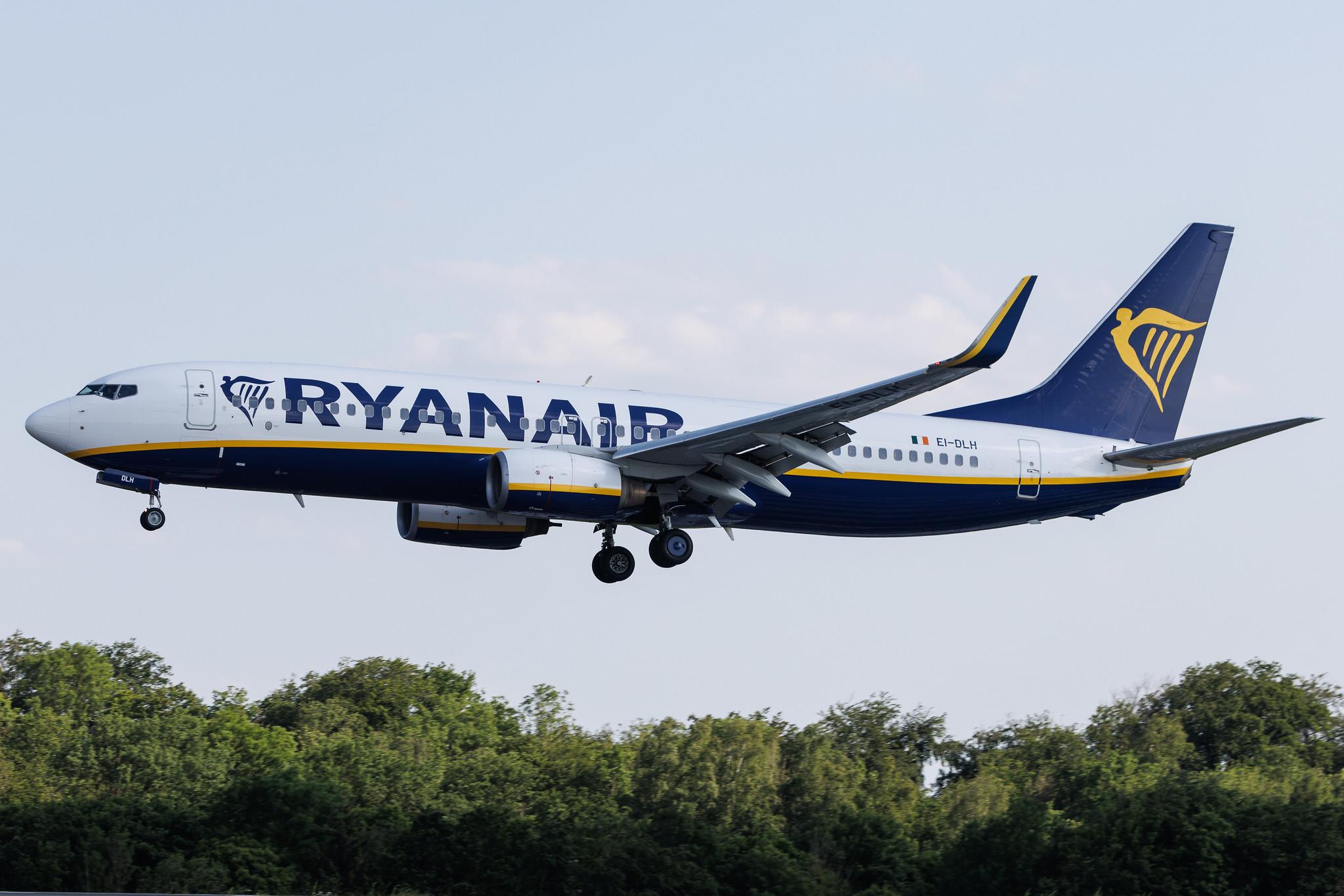 Luxembourg Findel Airport: Ryanair (FR / RYR) | Boeing 737-8AS B738 | EI-DLH | MSN 33590