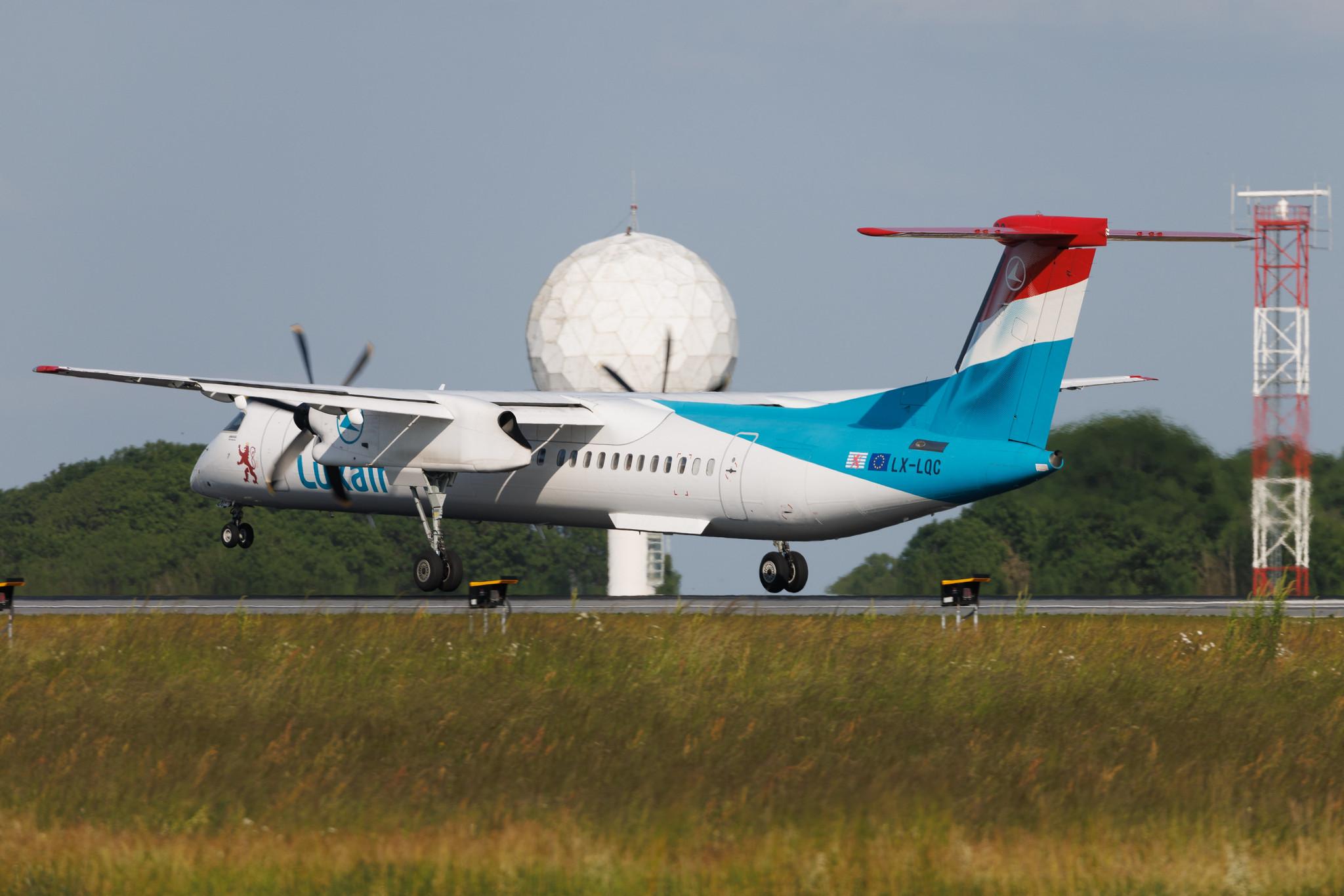 Luxembourg Findel Airport: Luxair (LG / LGL) | De Havilland Canada Dash 8-400 DH8D | LX-LQC | MSN 4513