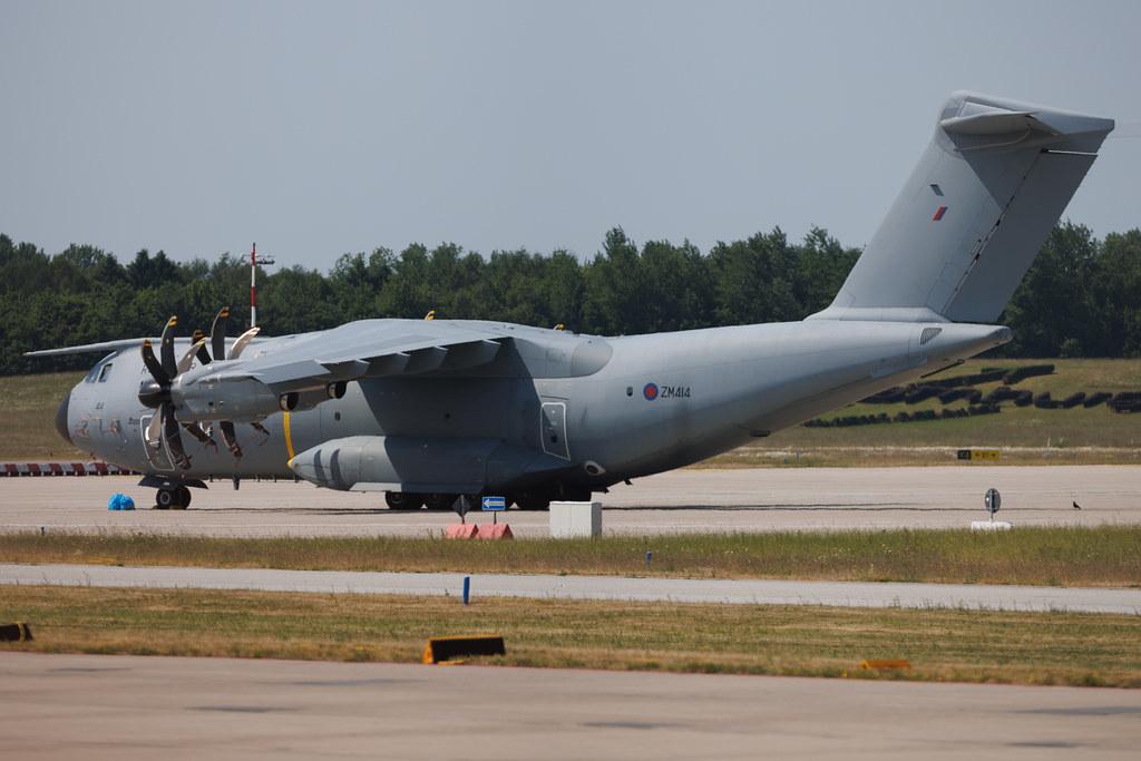 Hamburg Airport: United Kingdom - Royal Air Force (RAF) (/ RRR) | Operator: United Kingdom - Royal Air Force Air Transport | Airbus A400M Atlas A400 | ZM414 | MSN 047
