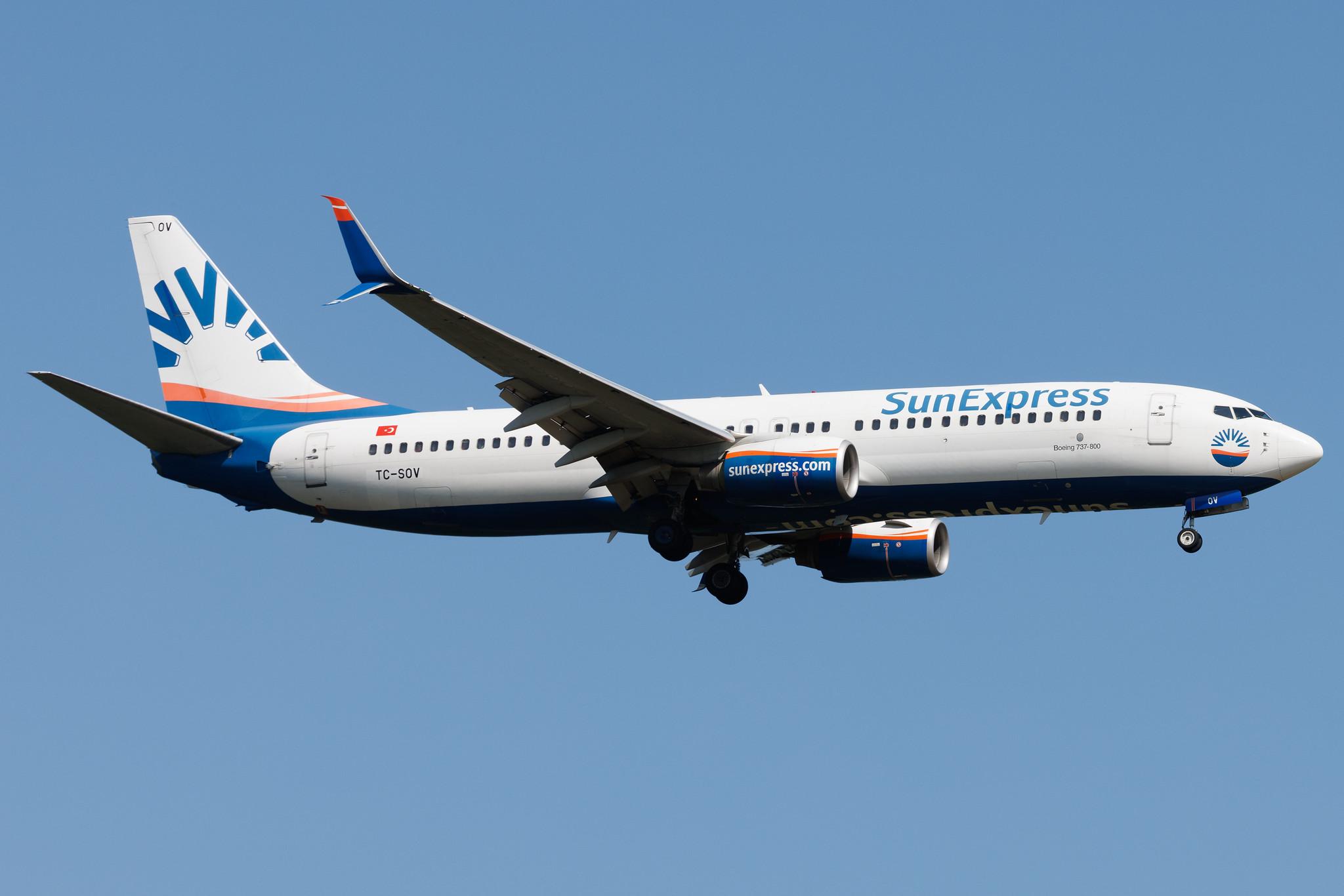 Frankfurt Airport: SunExpress (XQ / SXS) | Boeing 737-8HC B738 | TC-SOV | MSN 40776
