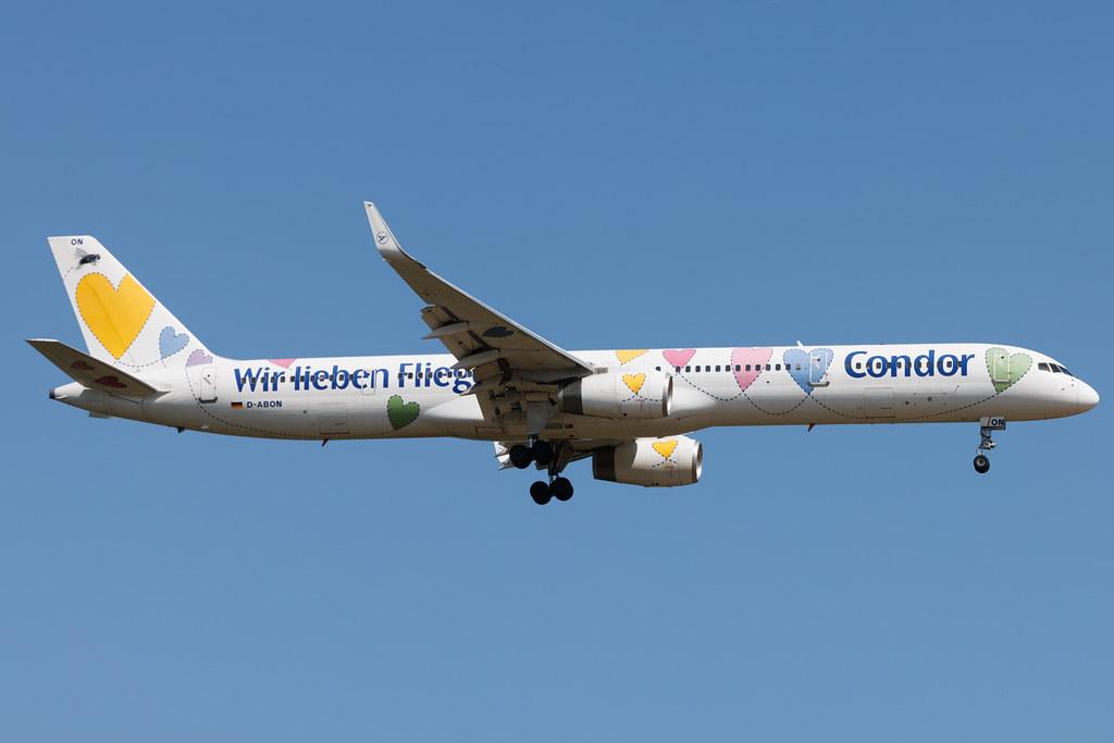 Frankfurt Airport: Condor (DE / CFG) | Livery: Wir Lieben Fliegen Livery | Boeing 757-330 B753 | D-ABON | MSN 29023
