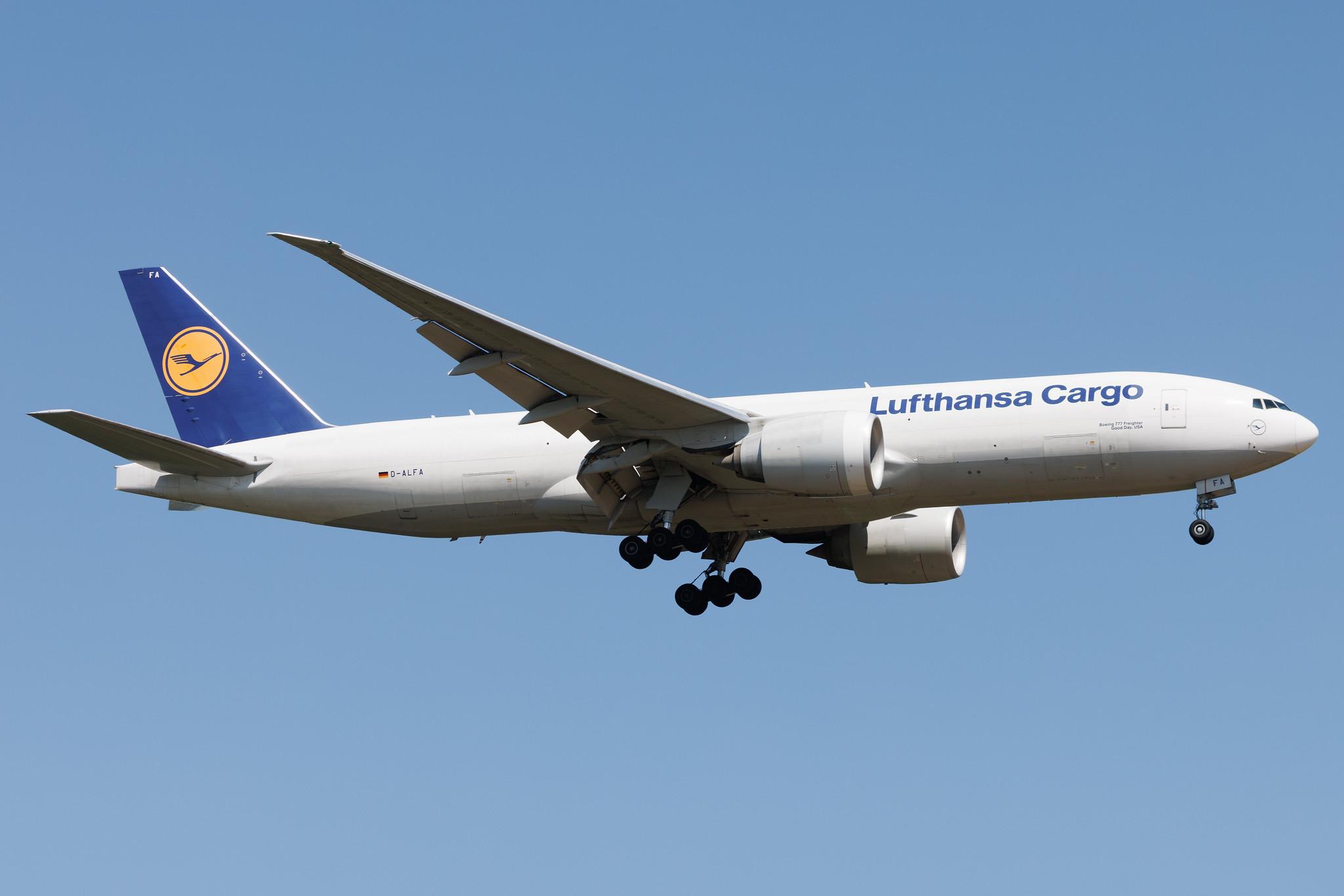 Frankfurt Airport: Lufthansa Cargo (/ GEC) | Boeing 777-FBT B77L | D-ALFA | MSN 41674