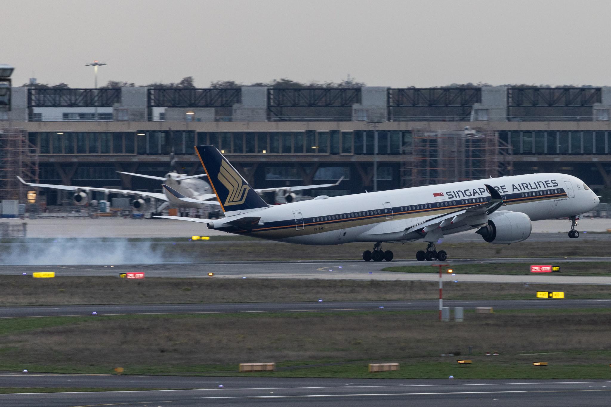 Frankfurt Airport: Singapore Airlines (SQ / SIA) | Airbus A350-941 A359 | 9V-SME | MSN 041