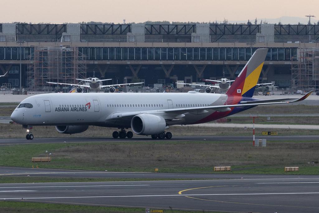 Frankfurt Airport: Asiana Airlines (OZ / AAR) |  Airbus A350-941 A359 | HL8079 | MSN 117