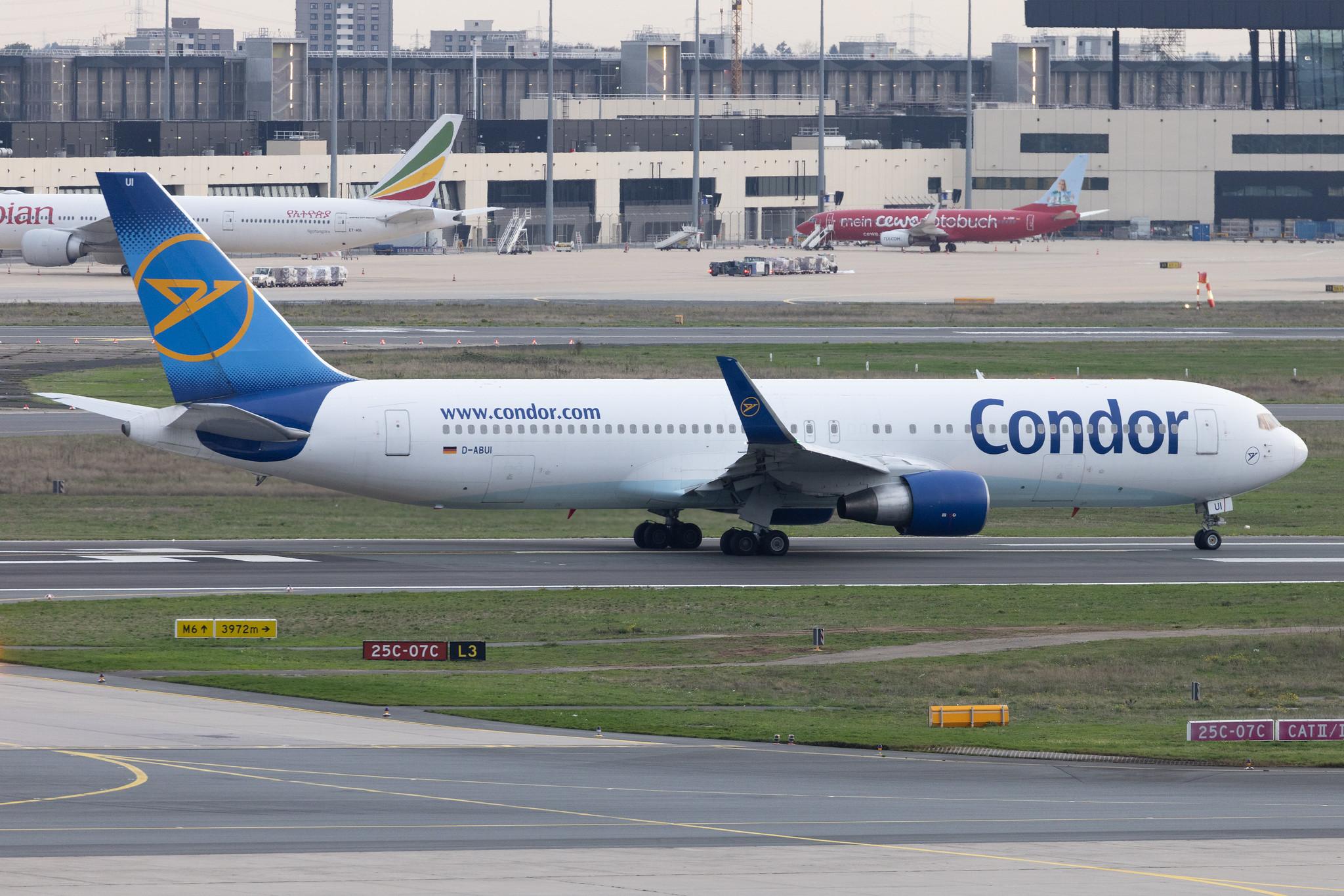Frankfurt Airport: Condor (DE / CFG) | Boeing 767-330(ER) B763 | D-ABUI | MSN 26988