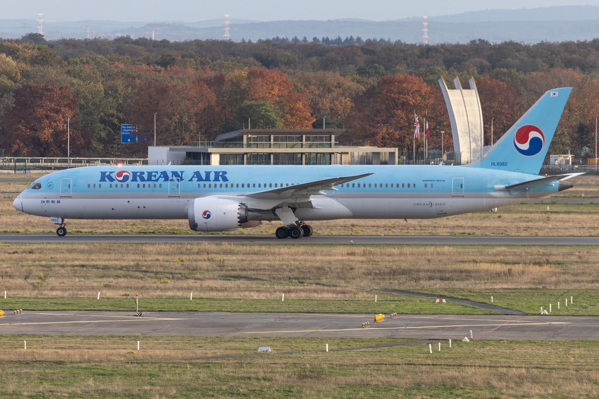 Frankfurt Airport: Korean Air (KE / KAL) | Boeing 787-9 Dreamliner B789 | HL8082 | MSN 34811