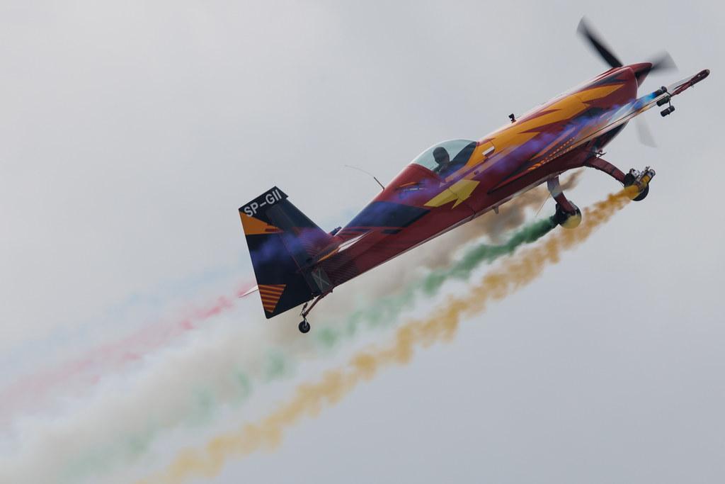 ANTIDOTUM Airshow Leszno: Private owner | Extra 330SC E300 | SP-GII | MSN SC082