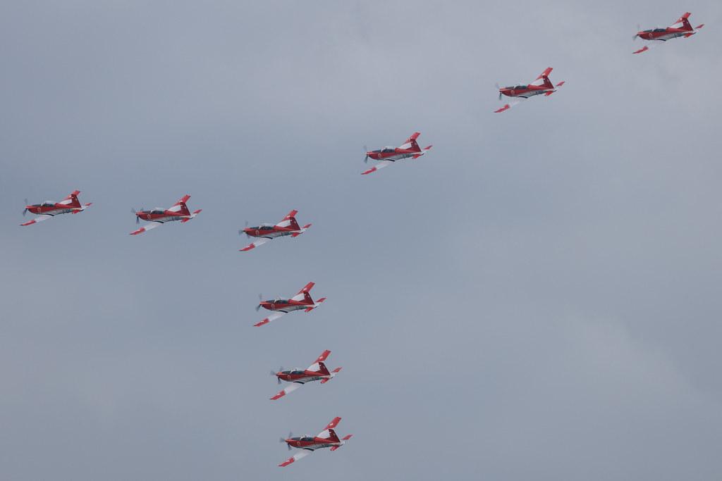 ANTIDOTUM Airshow Leszno: Swiss PC-7 TEAM