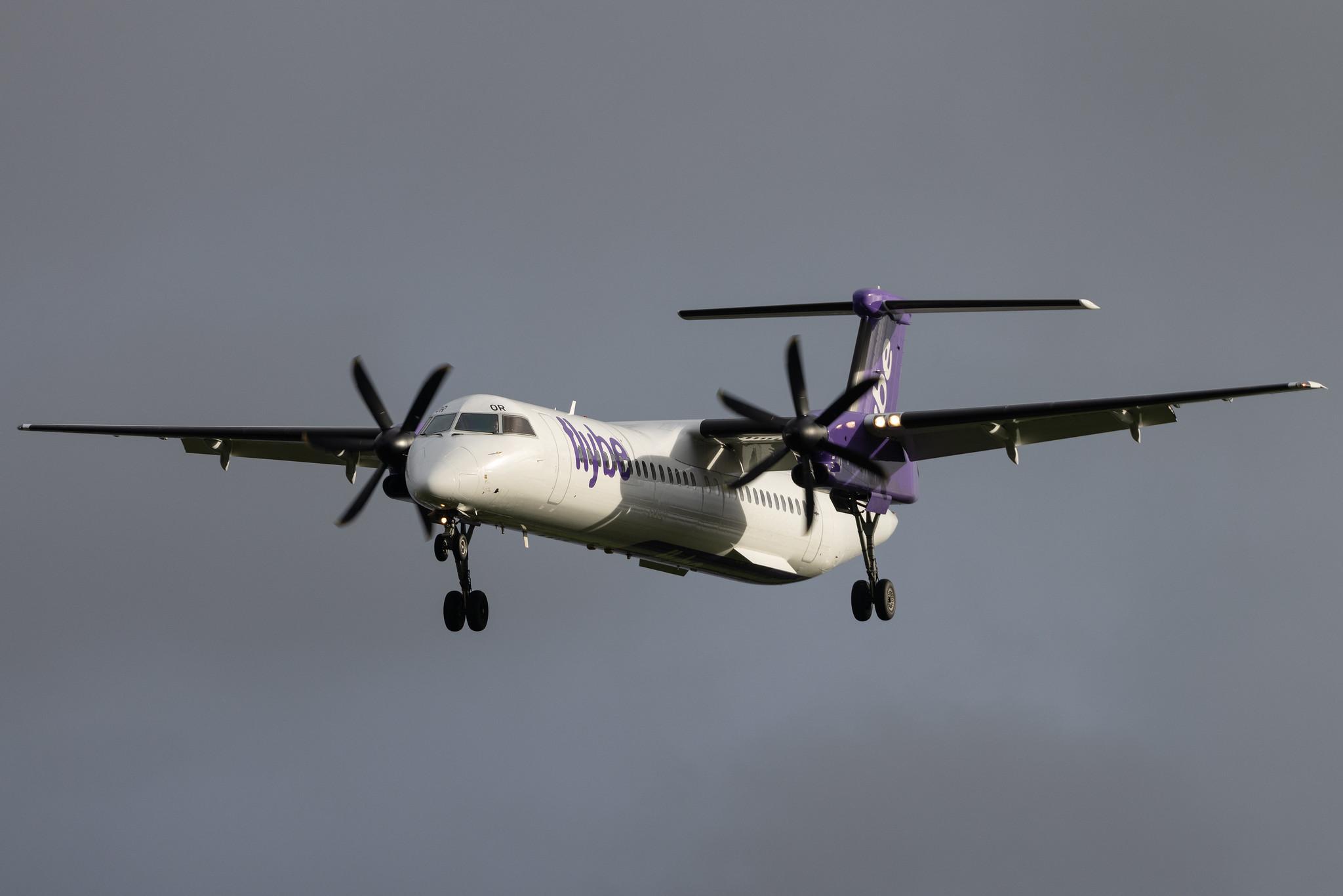 London Heathrow: Flybe (BE / BEE) | De Havilland Canada Dash 8-400 DH8D | G-ECOR | MSN 4248