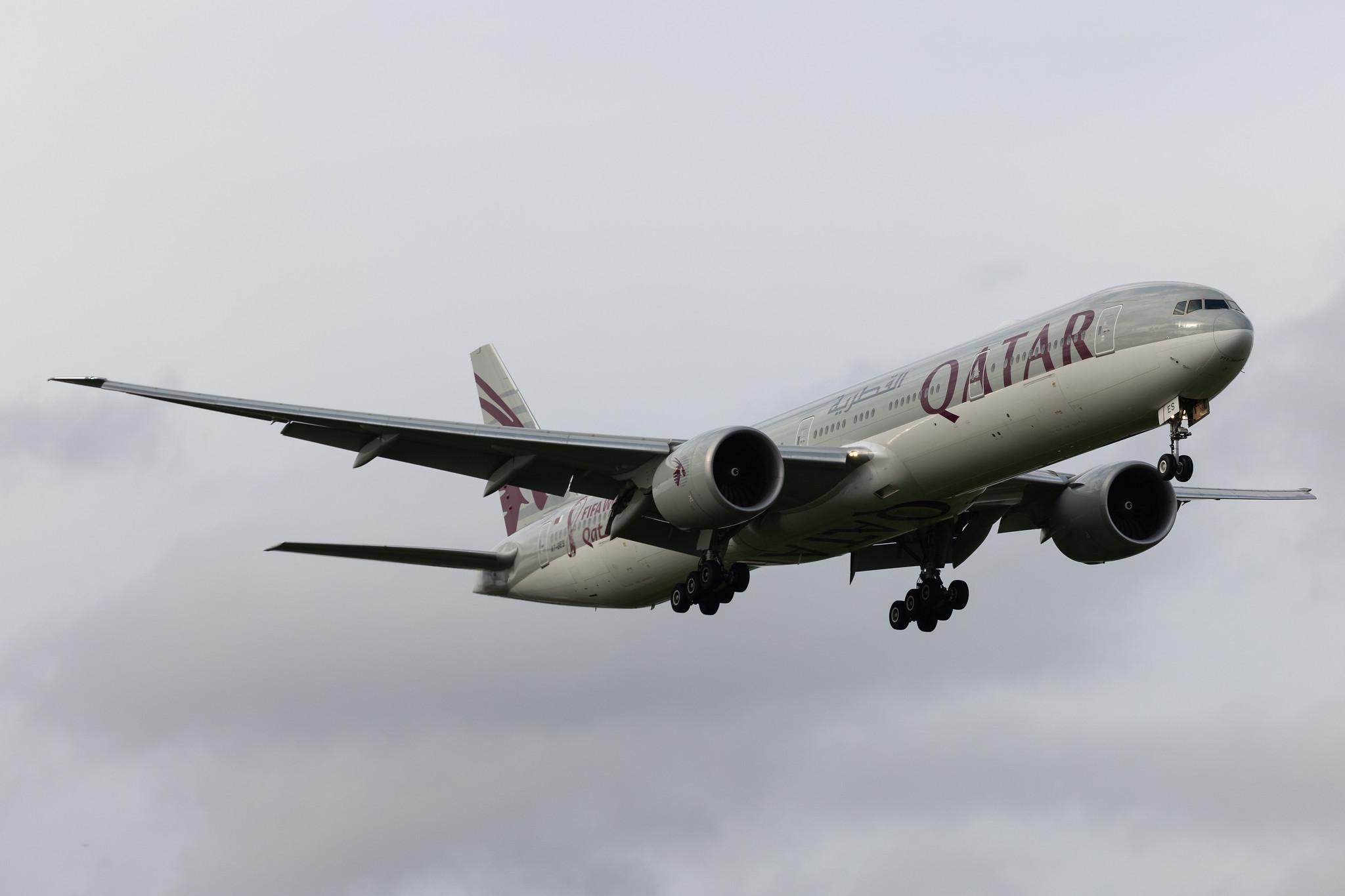London Heathrow: Qatar Airways (QR / QTR) | Boeing 777-3DZ(ER) B77W | A7-BES | MSN 64089