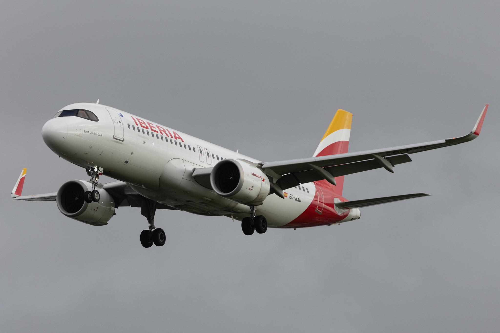 London Heathrow: Iberia (IB / IBE) | Airbus A320-251N A20N | EC-MXU | MSN 8221