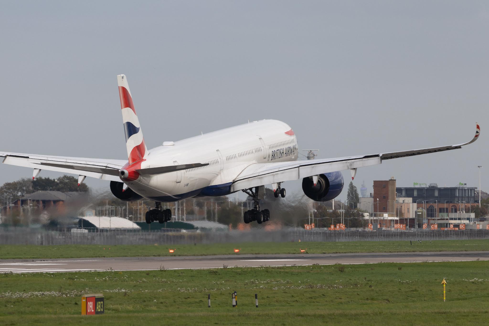 London Heathrow: British Airways (BA / BAW) | Airbus A350-1041 A35K | G-XWBF | MSN 402