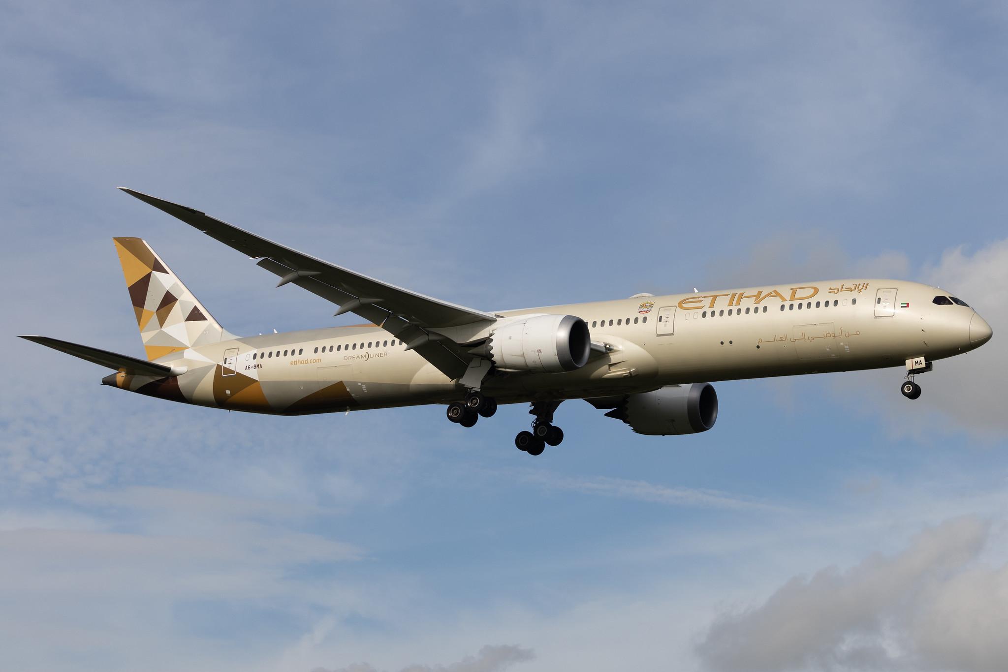 London Heathrow: Etihad Airways (EY / ETD) | Boeing 787-10 Dreamliner B78X | A6-BMA | MSN 60755
