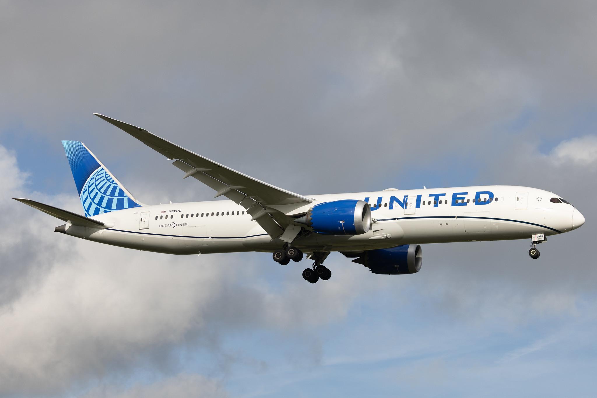London Heathrow: United Airlines (UA / UAL) | Boeing 787-9 Dreamliner B789 | N29978 | MSN 66137