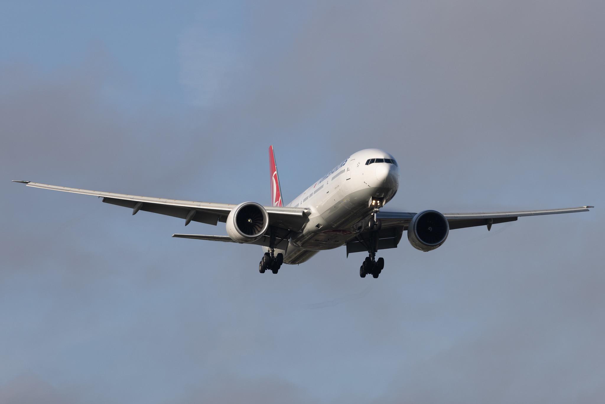 London Heathrow: Turkish Airlines (TK / THY) | Boeing 777-36N(ER) B77W | TC-LKA | MSN 41818