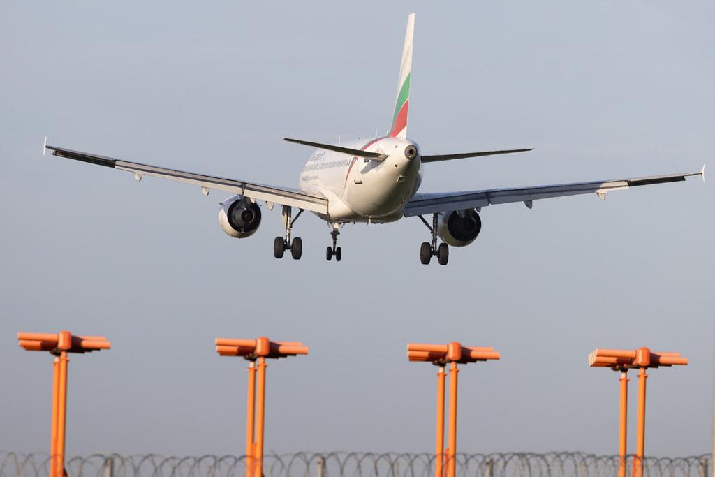 London Heathrow: Bulgaria Air (FB / LZB) | Airbus A319-112 A319 | LZ-FBB | MSN 3309