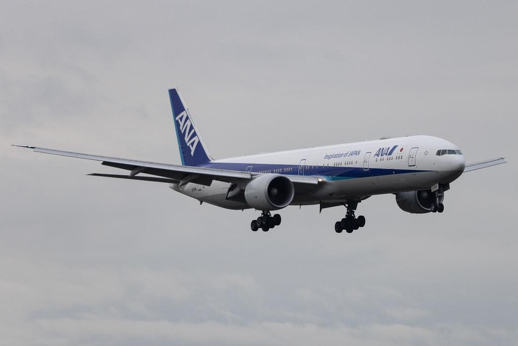 London Heathrow: All Nippon Airways (NH / ANA) | Boeing 777-381(ER) B77W | JA784A | MSN 37950