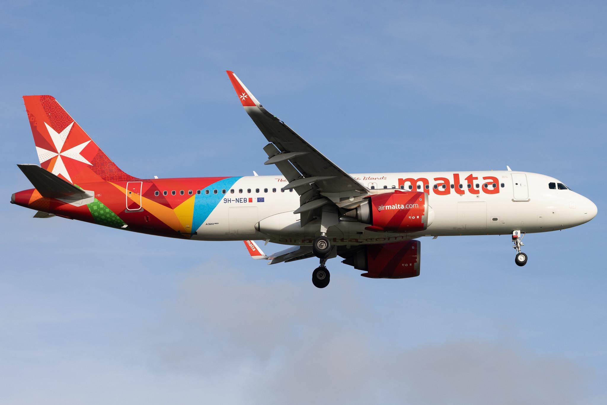 London Heathrow: Air Malta (KM / AMC) | Airbus A320-251N A20N | 9H-NEB | MSN 8940