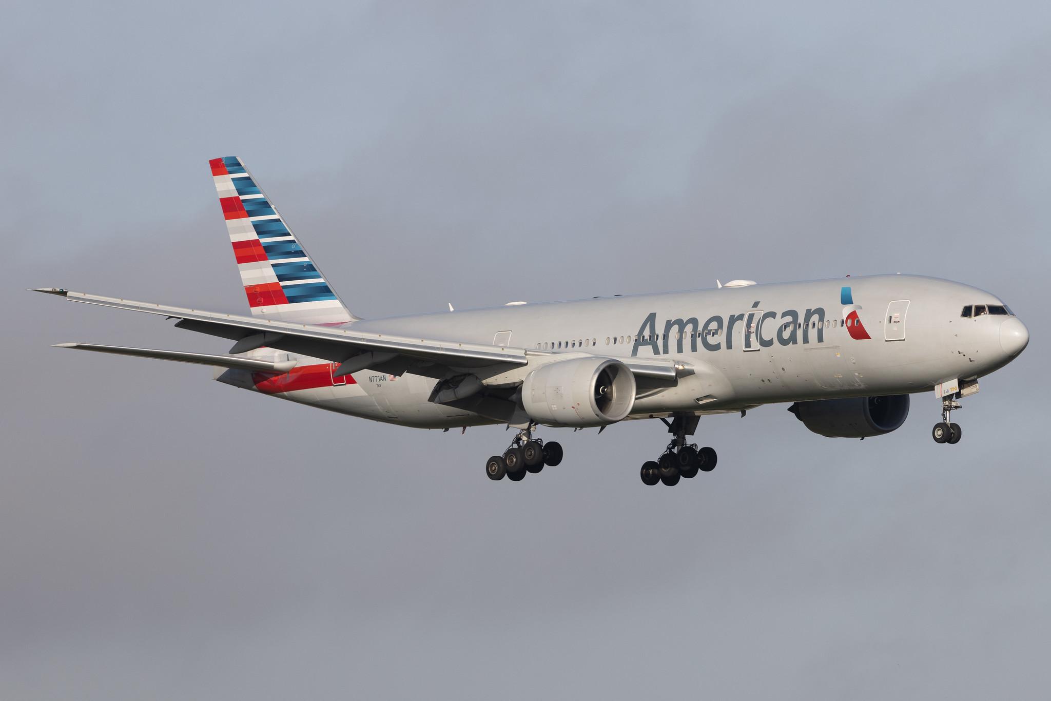 London Heathrow: American Airlines (AA / AAL) | Boeing 777-223(ER) B772 | N771AN | MSN 29579