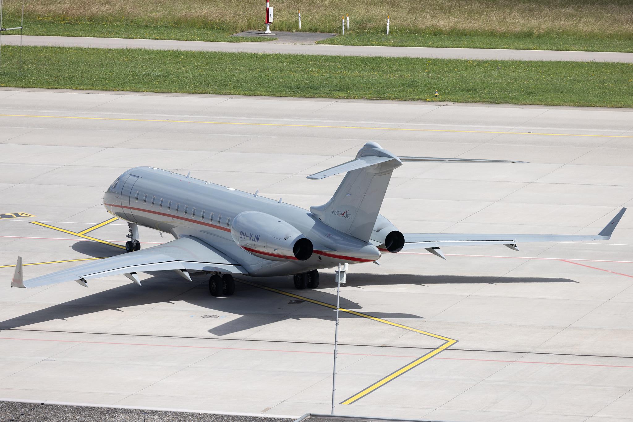 Flughafen Zürich: VistaJet Malta (/ VJT) | Operator: VistaJet | Bombardier Global 6000 GLEX | 9H-VJY | MSN 9667
