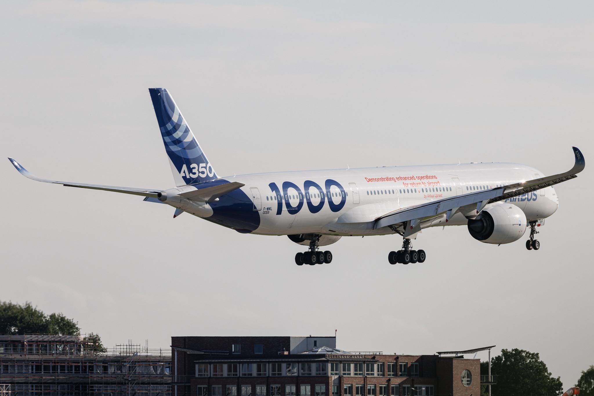 Hamburg Finkenwerder: Airbus (/ AIB) | Airbus A350-1041 A35K | F-WMIL | MSN 059