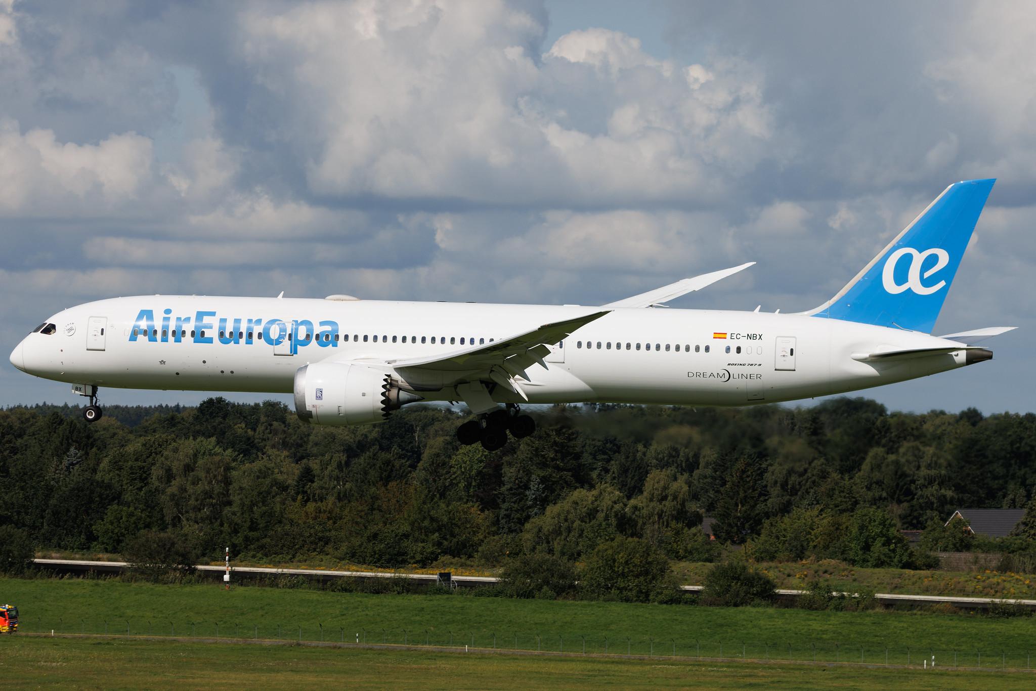 Hamburg Airport: Air Europa (UX / AEA) | Boeing 787-9 Dreamliner B789 | EC-NBX | MSN 65247
