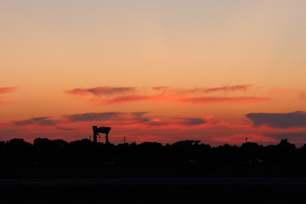 Hamburg Finkenwerder: Sonnenuntergang