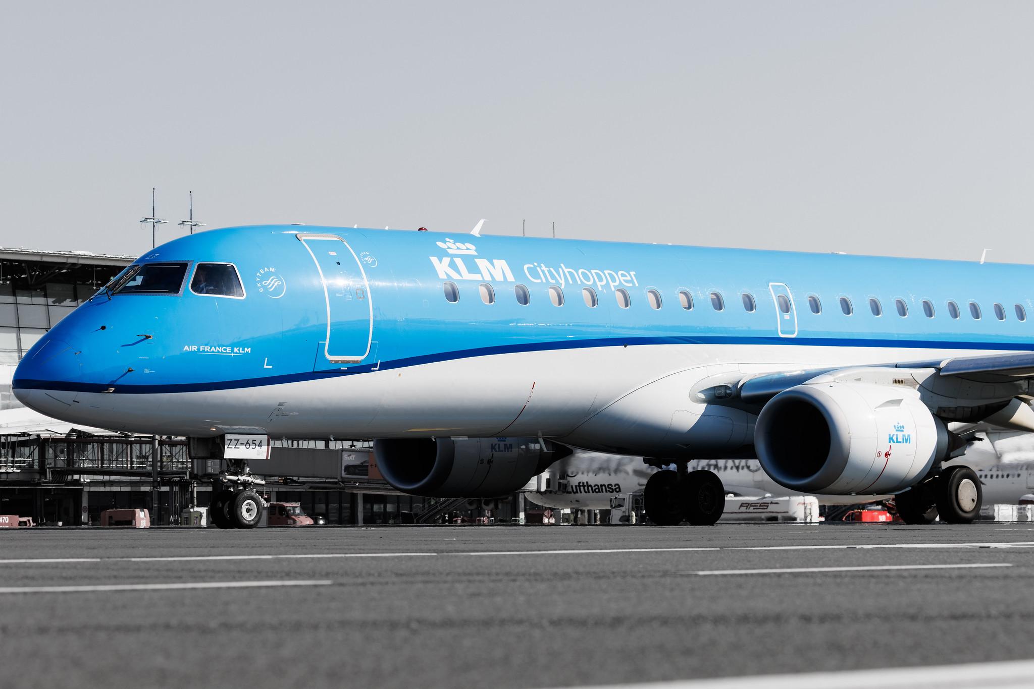 Hamburg Airport: KLM (KL / KLM) | Operator: KLM Cityhopper | Embraer E190STD E190 | PH-EZZ | MSN 19000654