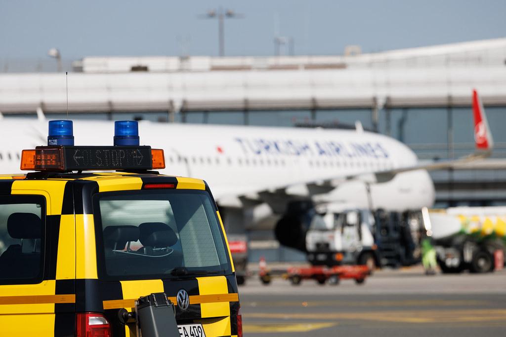 Hamburg Airport: Verkehrsaufsicht 3