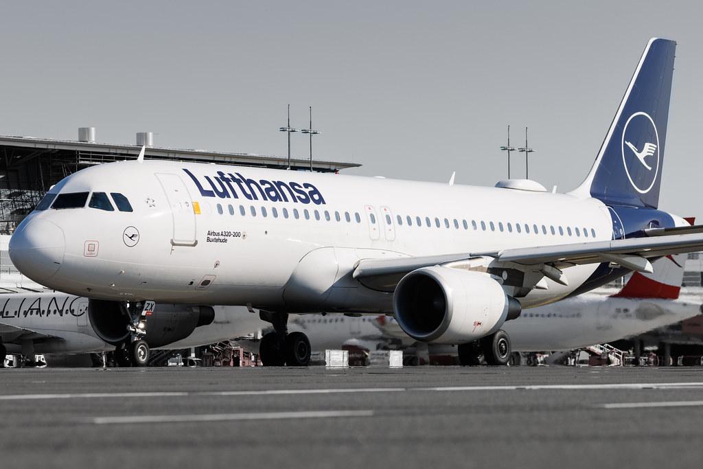 Hamburg Airport: Lufthansa (LH / DLH) | Airbus A320-214 A320 | D-AIZX | MSN 5741