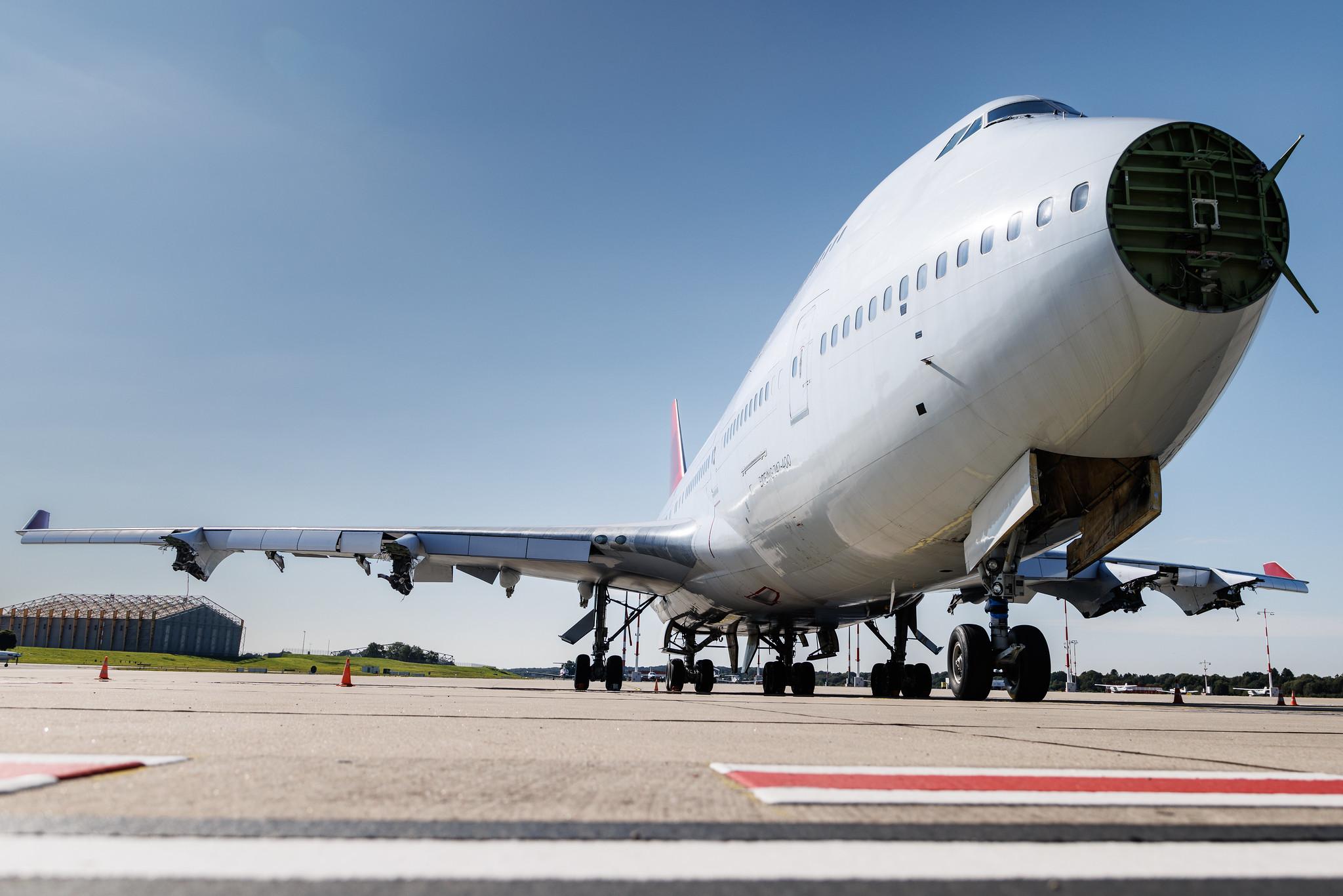 Hamburg Airport: JetOneX | Boeing 747-41R B744 | VQ-BZV | MSN 29406