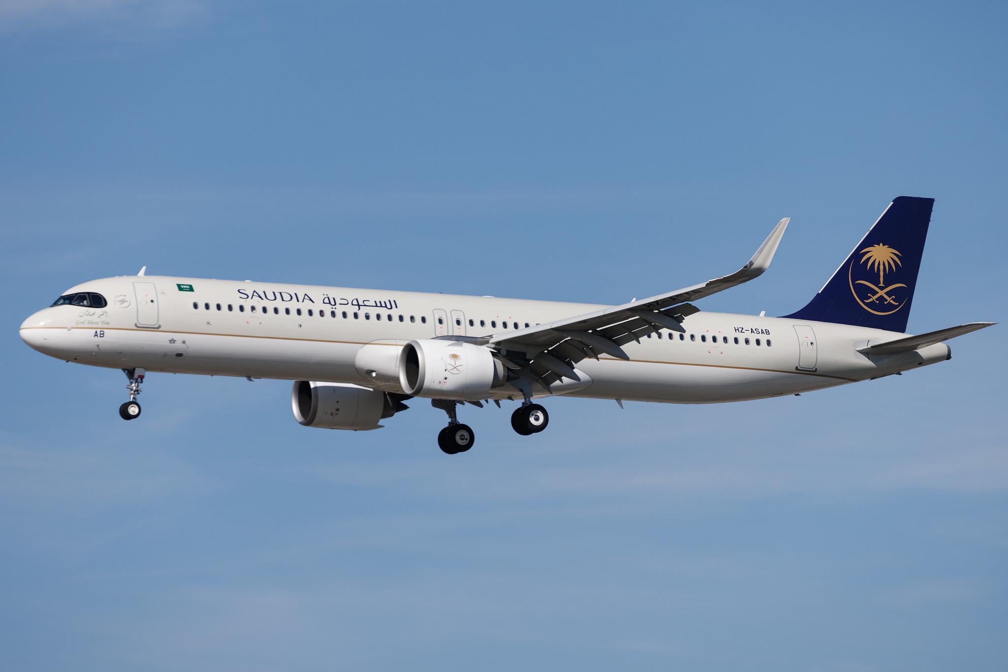 Frankfurt Airport: Saudia (SV / SVA) | Airbus A321-251NX A21N | HZ-ASAB | MSN 11420