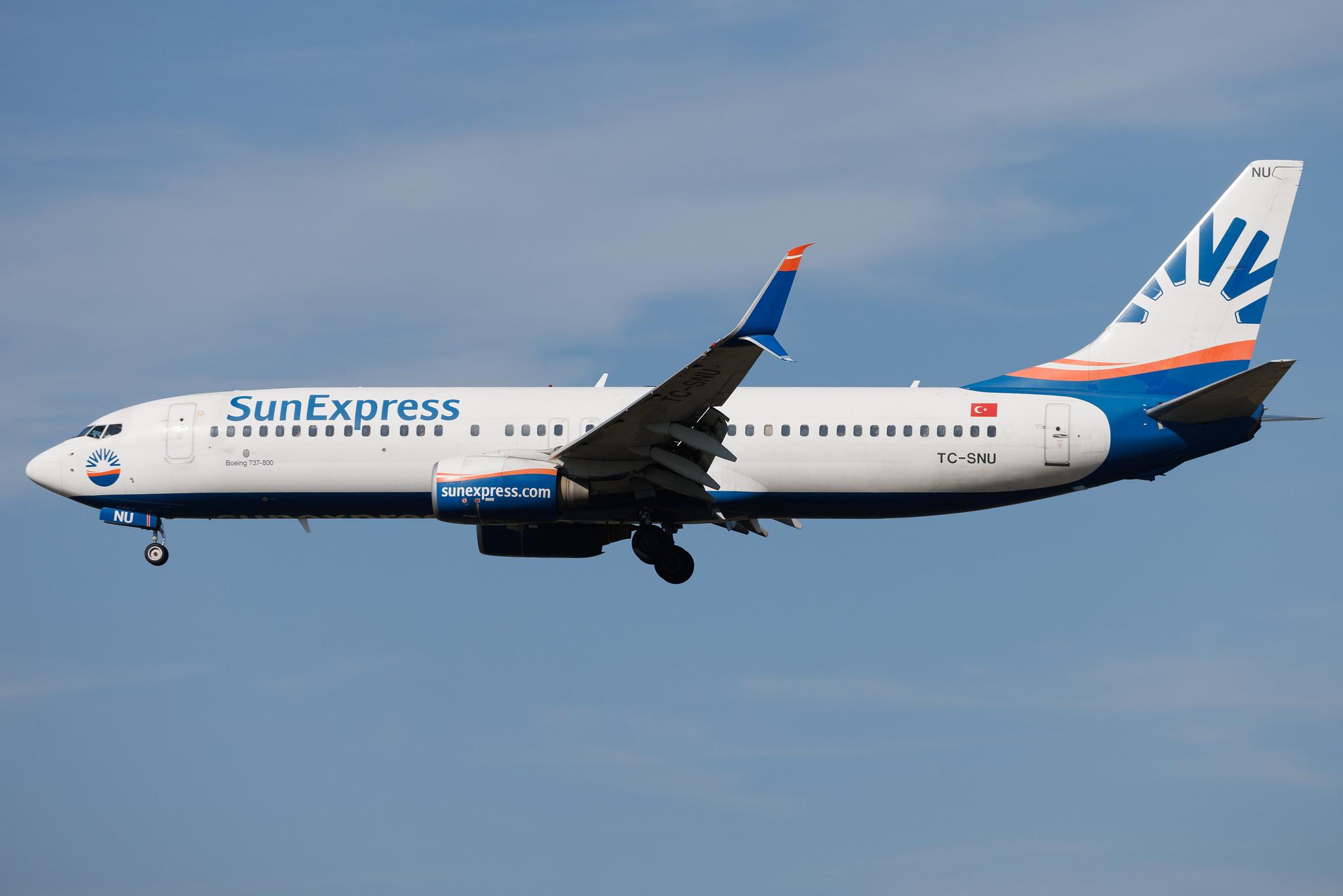 Frankfurt Airport: SunExpress (XQ / SXS) | Boeing 737-8HC B738 | TC-SNU | MSN 40756