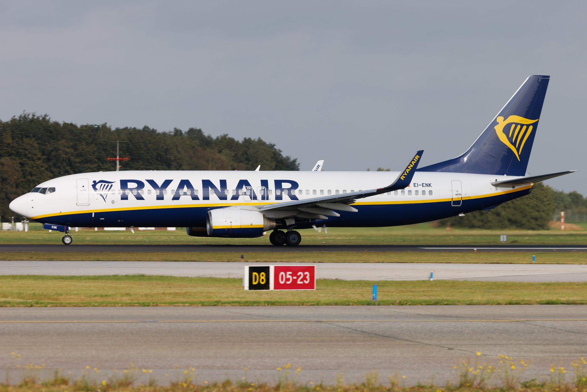 Hamburg Airport: Ryanair (FR / RYR) | Boeing 737-8AS B738 | EI-ENK | MSN 40303
