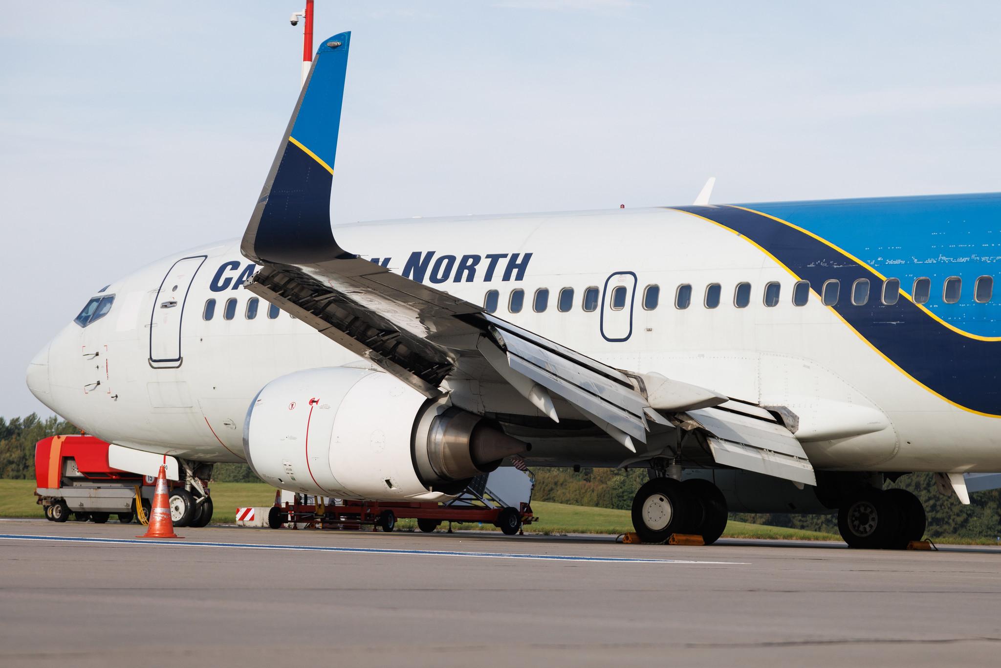 Hamburg Airport: Canadian North (5T / AKT) | Boeing 737-36Q B733 | D-ANAC | MSN 28760
