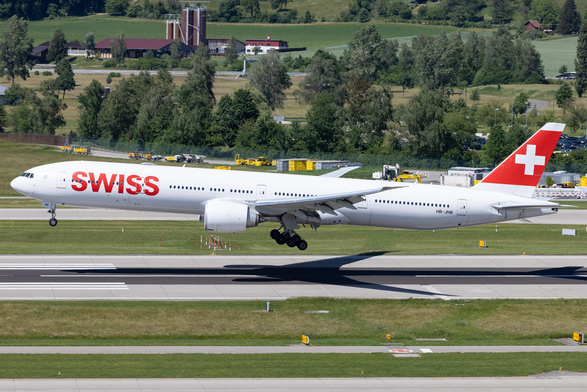 Flughafen Zürich: Swiss (LX / SWR) | Boeing 777-3DE(ER) B77W | HB-JNB | MSN 44583