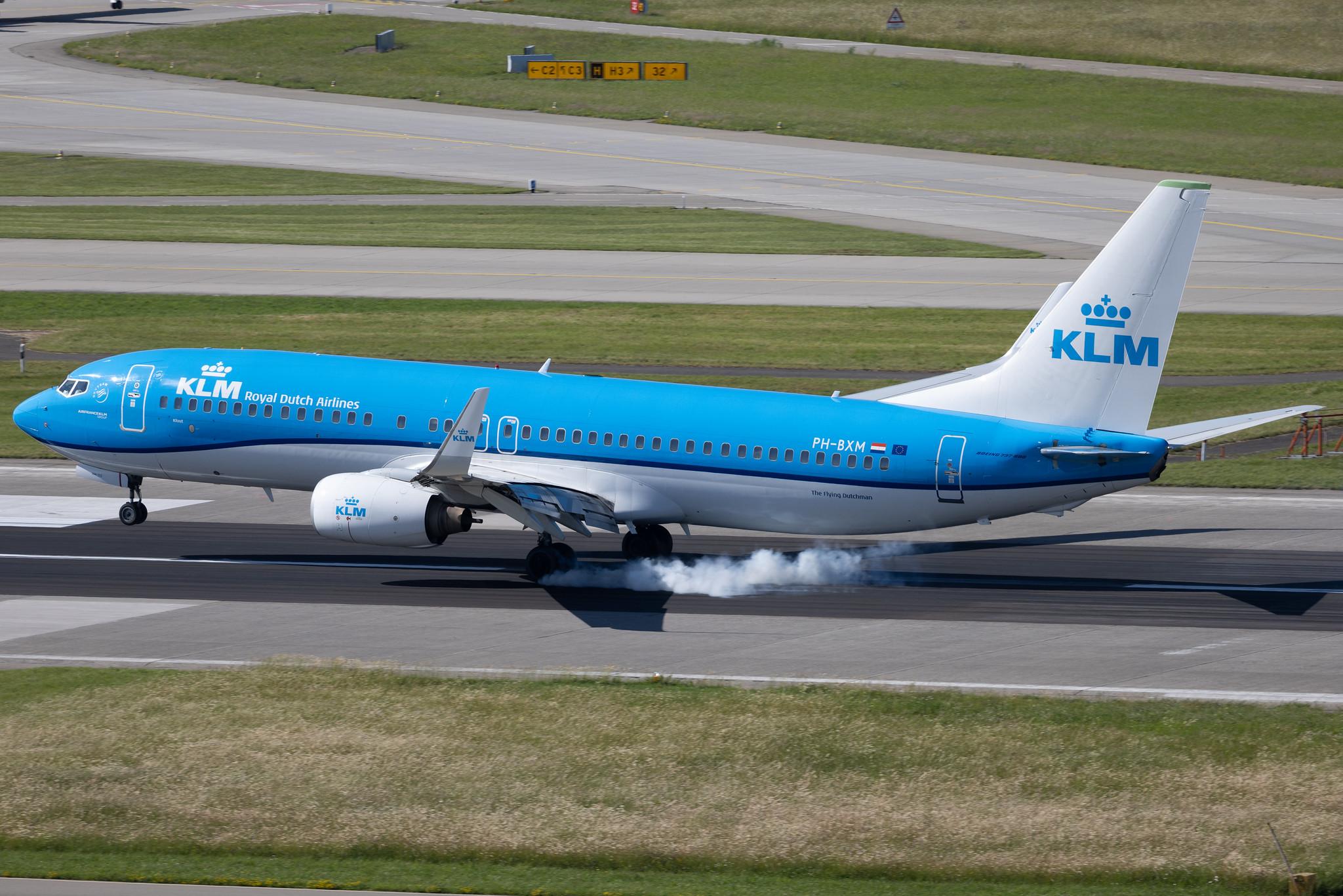 Flughafen Zürich: KLM (KL / KLM) | Boeing 737-8K2 B738 | PH-BXM | MSN 30355