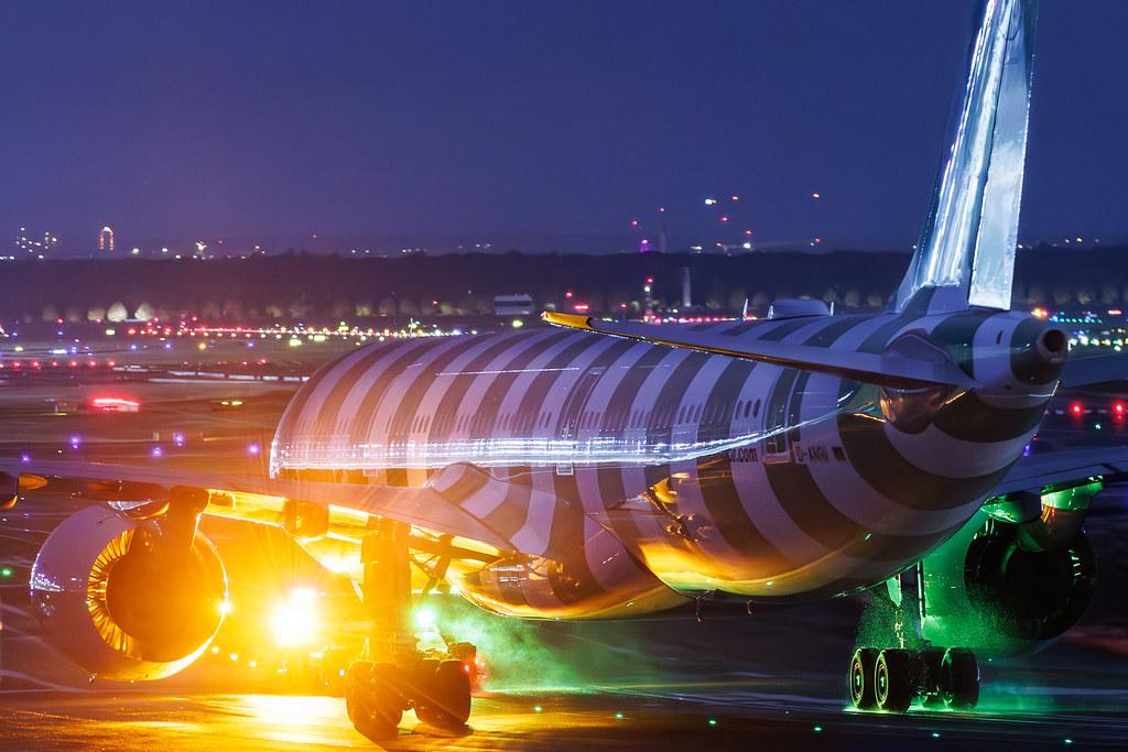 Frankfurt Airport: Condor (DE / CFG) | Airbus A330-941 A339 | D-ANRI | MSN 2026