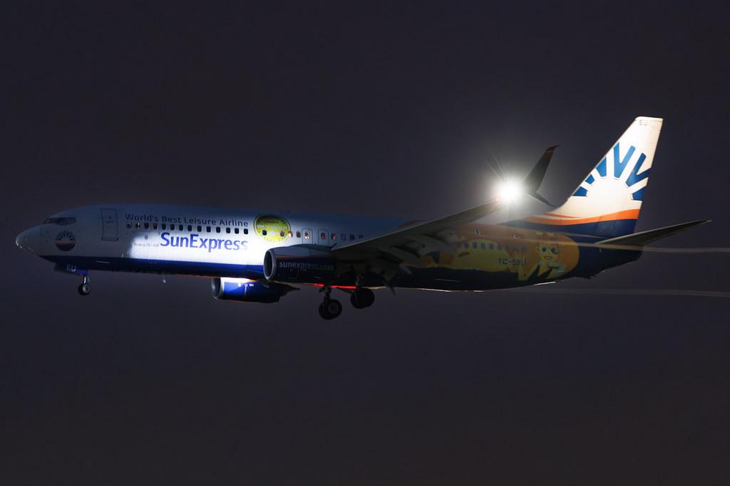 Frankfurt Airport: SunExpress (XQ / SXS) | Livery: World's Best Leisure Airline Livery | Boeing 737-8HC B738 | TC-SEU | MSN 61181