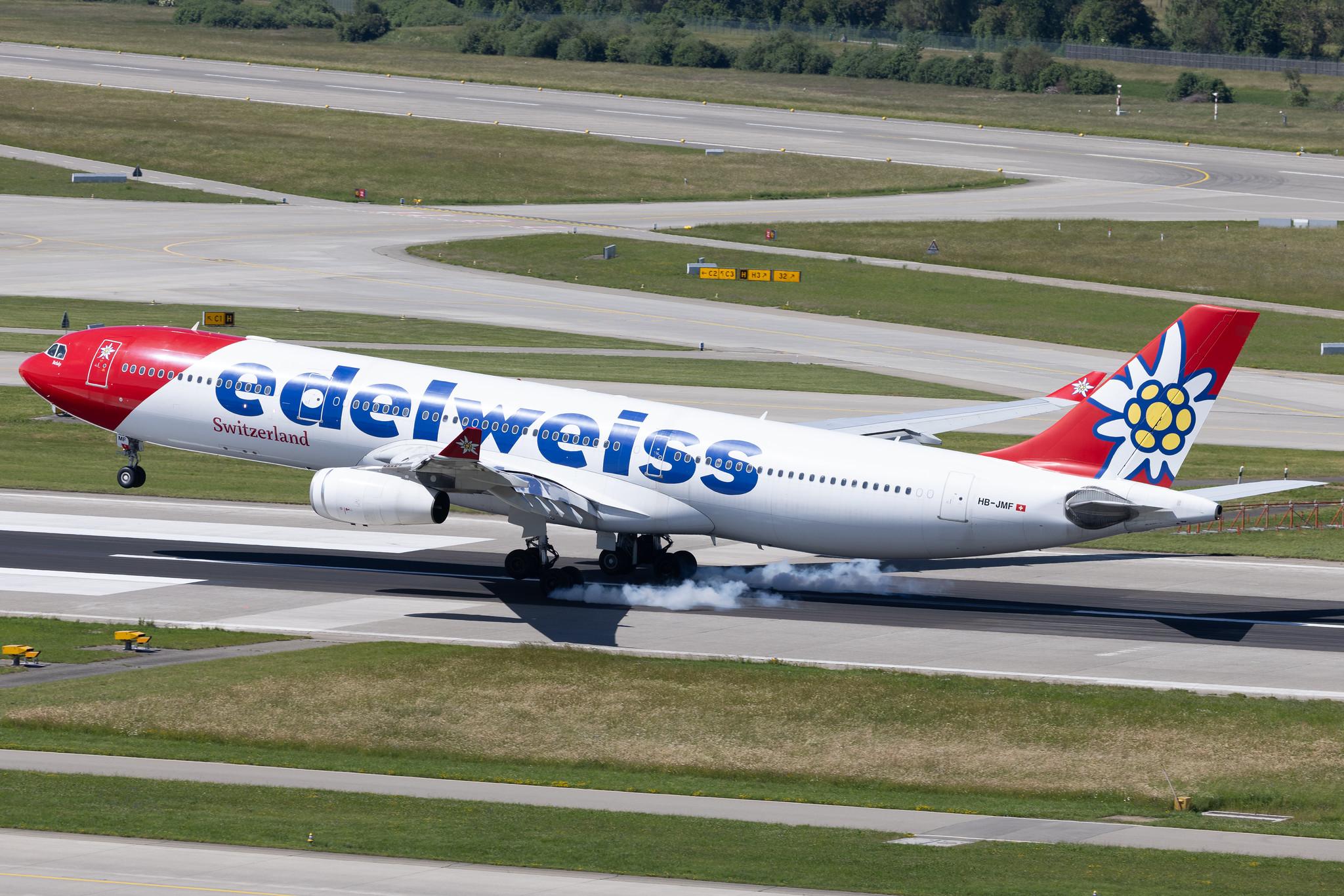 Flughafen Zürich: Edelweiss Air (WK / EDW) | Airbus A340-313 A343 | HB-JMF | MSN 0561