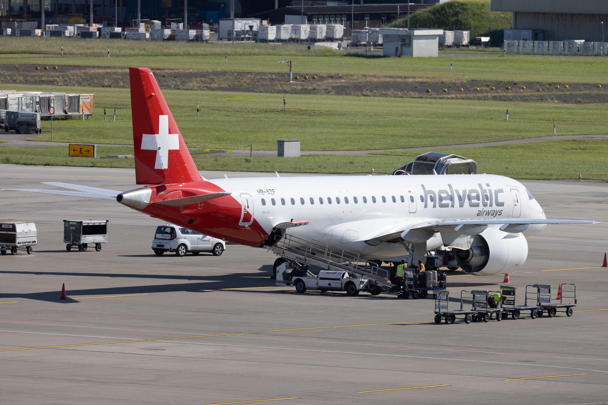 Flughafen Zürich: Helvetic Airways (2L / OAW) | Embraer E190-E2 E290 | HB-AZF | MSN 19020043