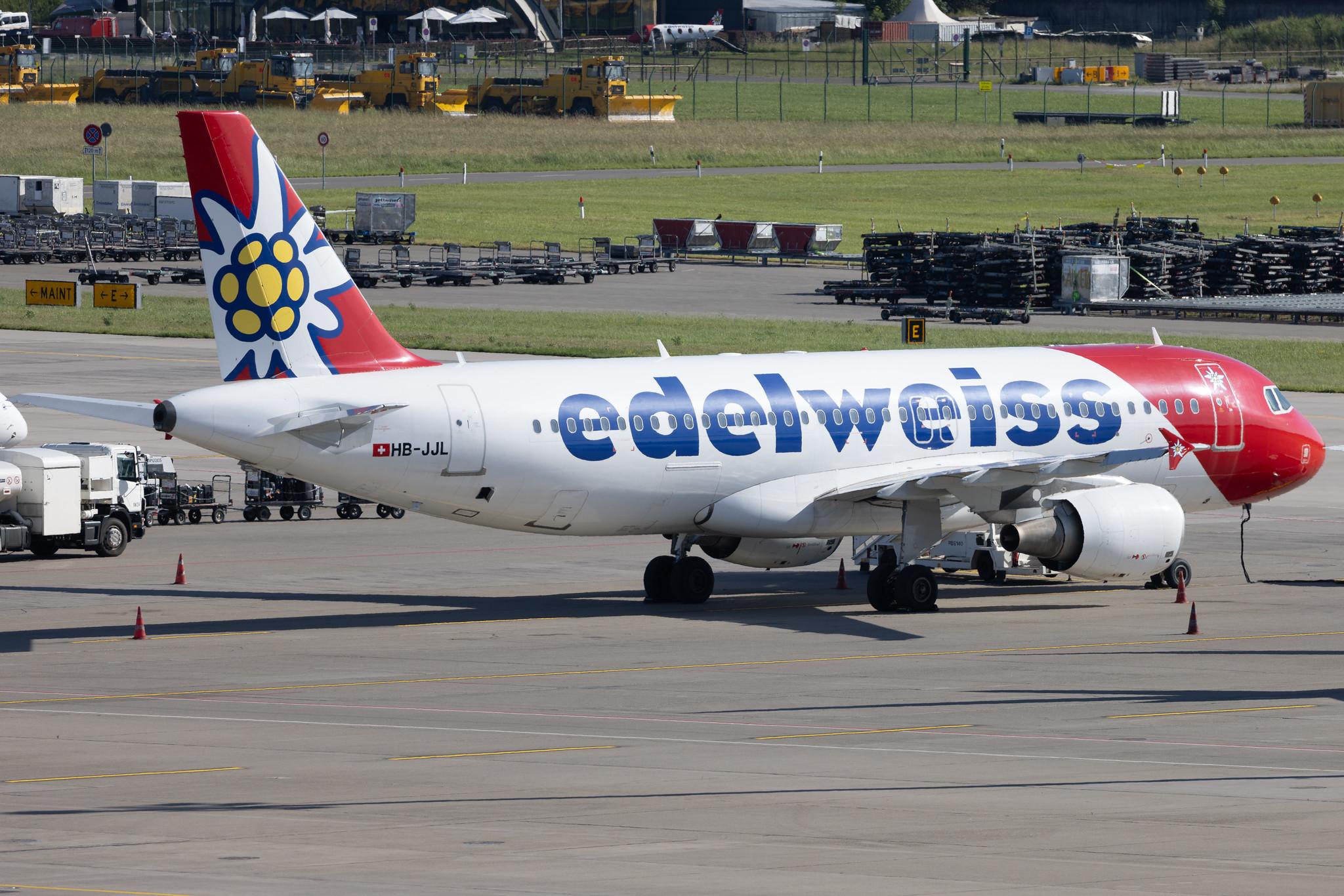 Flughafen Zürich: Edelweiss Air (WK / EDW) | Airbus A320-214 A320 | HB-JJL | MSN 2606