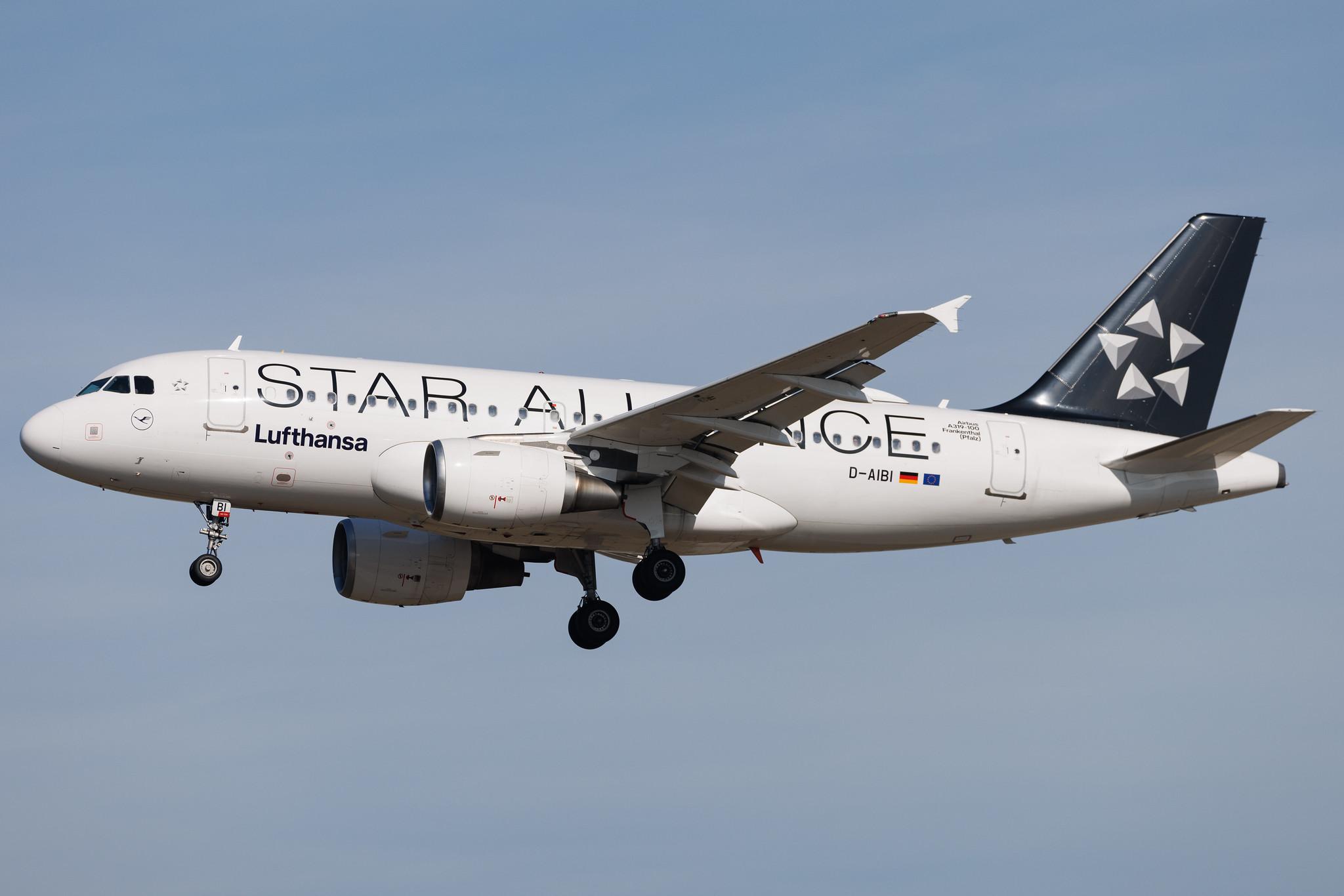 Frankfurt Airport: Lufthansa (LH / DLH) | Livery: Star Alliance Livery | Airbus A319-112 A319 | D-AIBI | MSN 5284