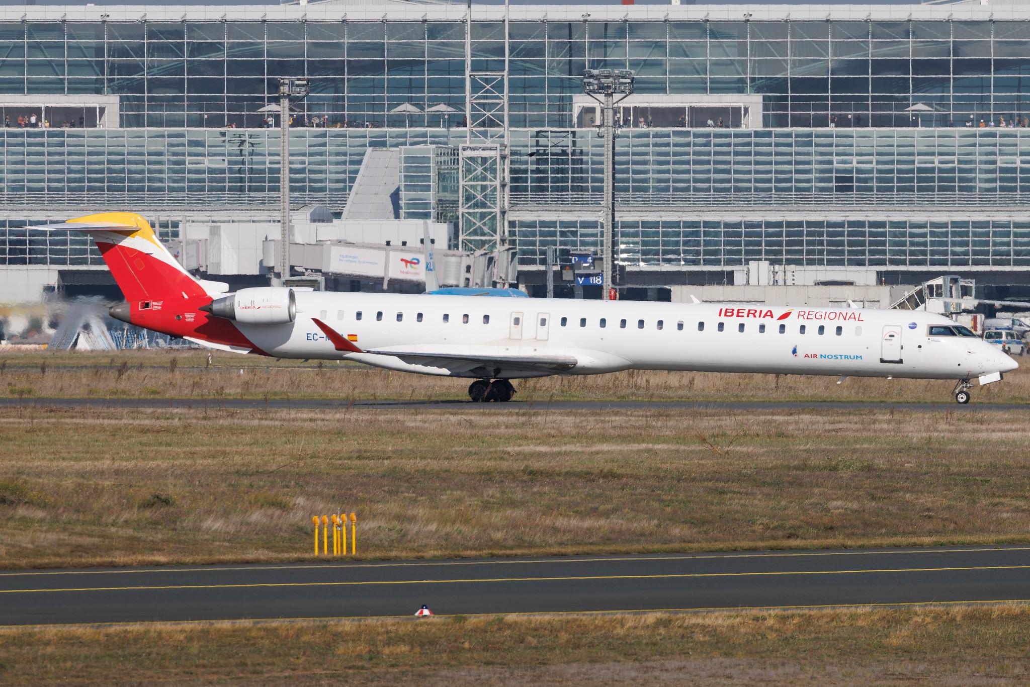 Frankfurt Airport: Iberia Regional (IB / IBE) | Operator: Air Nostrum | Mitsubishi CRJ-1000 CRJX | EC-MXA | MSN 19064