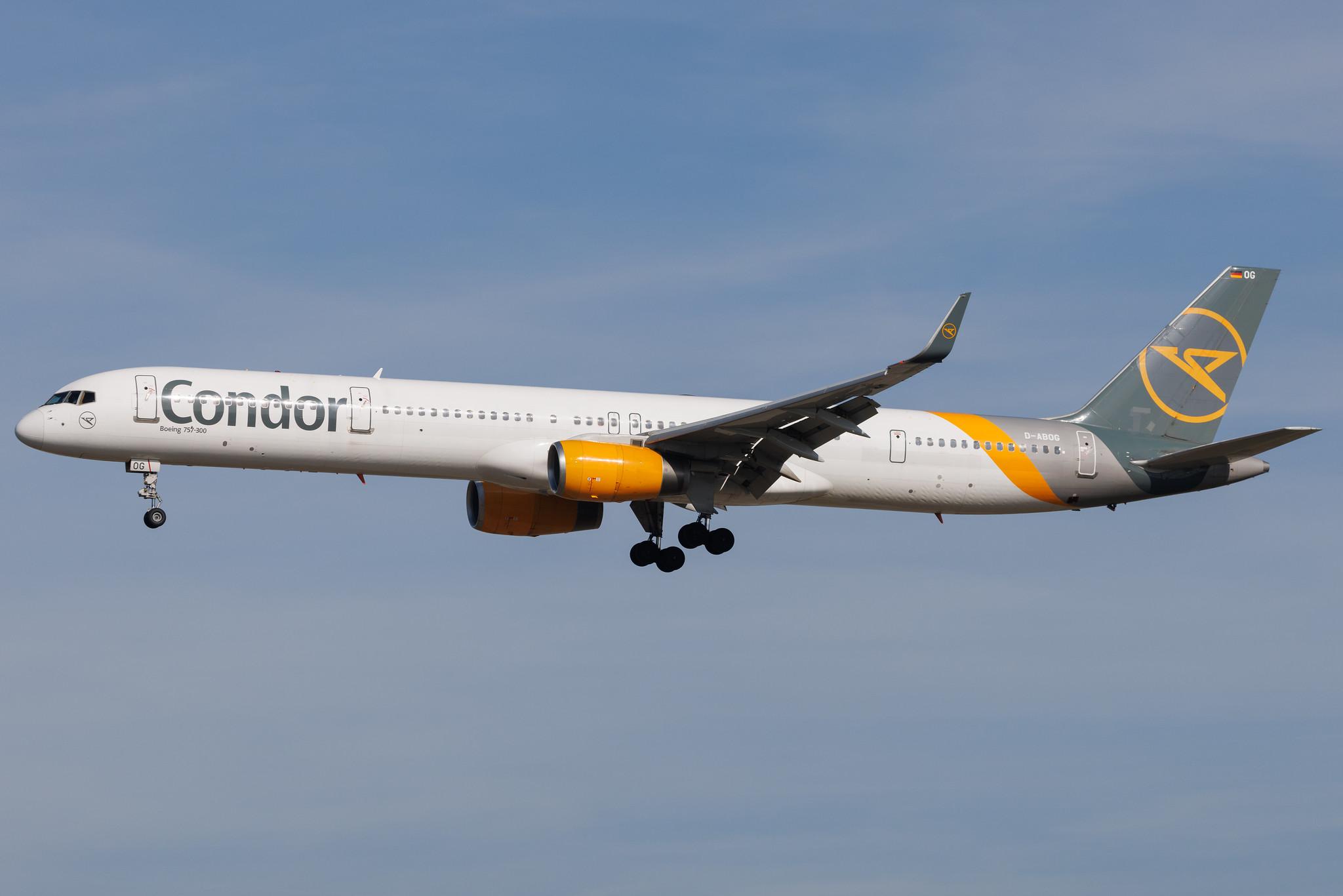 Frankfurt Airport: Condor (DE / CFG) | Boeing 757-330 B753 | D-ABOG | MSN 29014