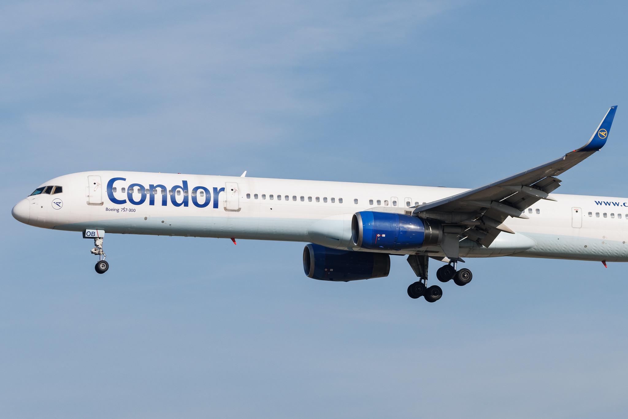Frankfurt Airport: Condor (DE / CFG) | Boeing 757-330 B753 | D-ABOB | MSN 29017