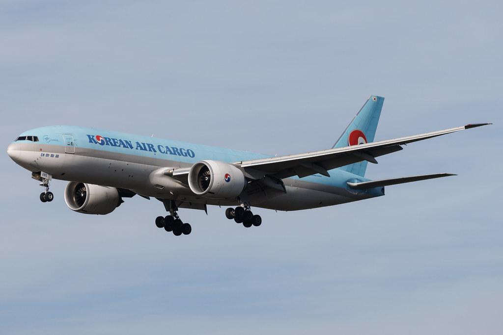 Frankfurt Airport: Korean Air Cargo (KE / KAL) | Operator: Korean Air | Boeing 777-FB5 B77L | HL8285 | MSN 37641