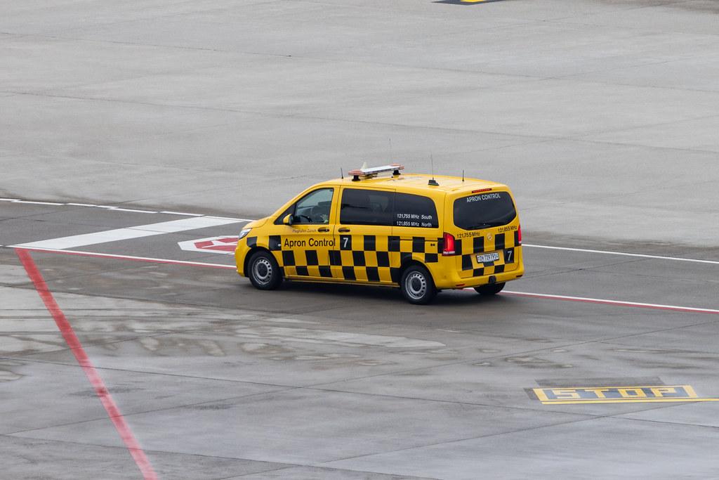 Flughafen Zürich: Apron Control 7
