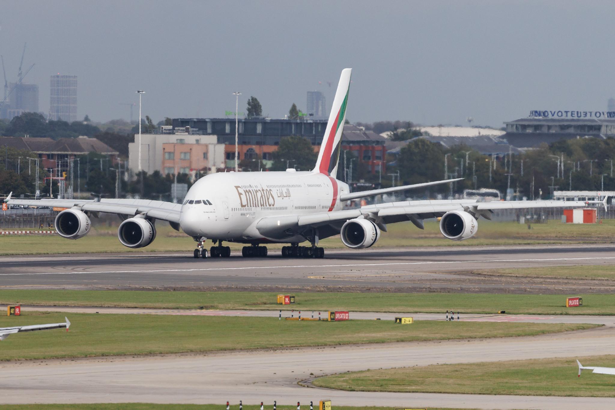 London Heathrow: Emirates (EK / UAE) | Airbus A380-861 A388 | A6-EUB | MSN 213